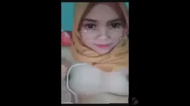 Cewe Imut Colmek